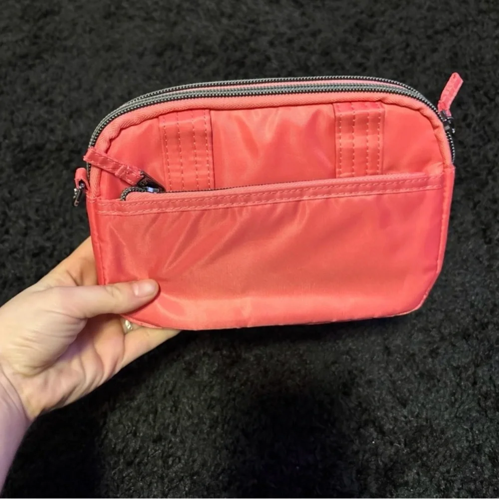 Lug NWOT Super Coupe Crossbody Purse in Watermelon - Picture 2 of 8